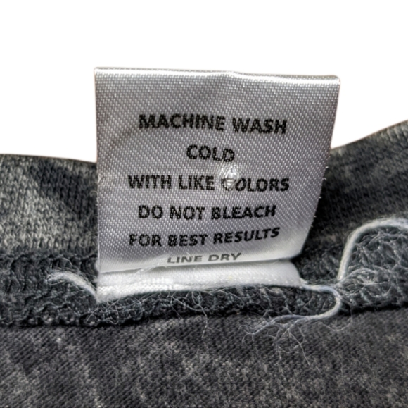 Love Kills Slowly Sparkle Skull Tattoo Style Ocean City Crinkle Print Skinny Tee - Picture 4 of 10